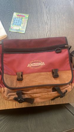 Arizona Jean messenger bag