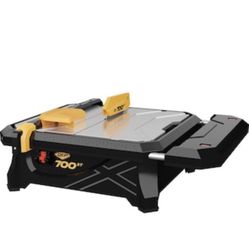 QEP 700XT 3/4 HP Wet Tile Saw