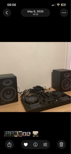 Audio Engine A5 bookshelf speaker + Audio Engine Subwoofer.
