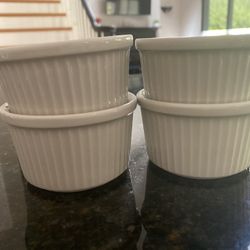 4 oz Ramekins - Ramekins for Creme Brulee Porcelain Ramekins Oven Safe, Classic Style Ramekins for Baking Souffle Ramekins Bowls