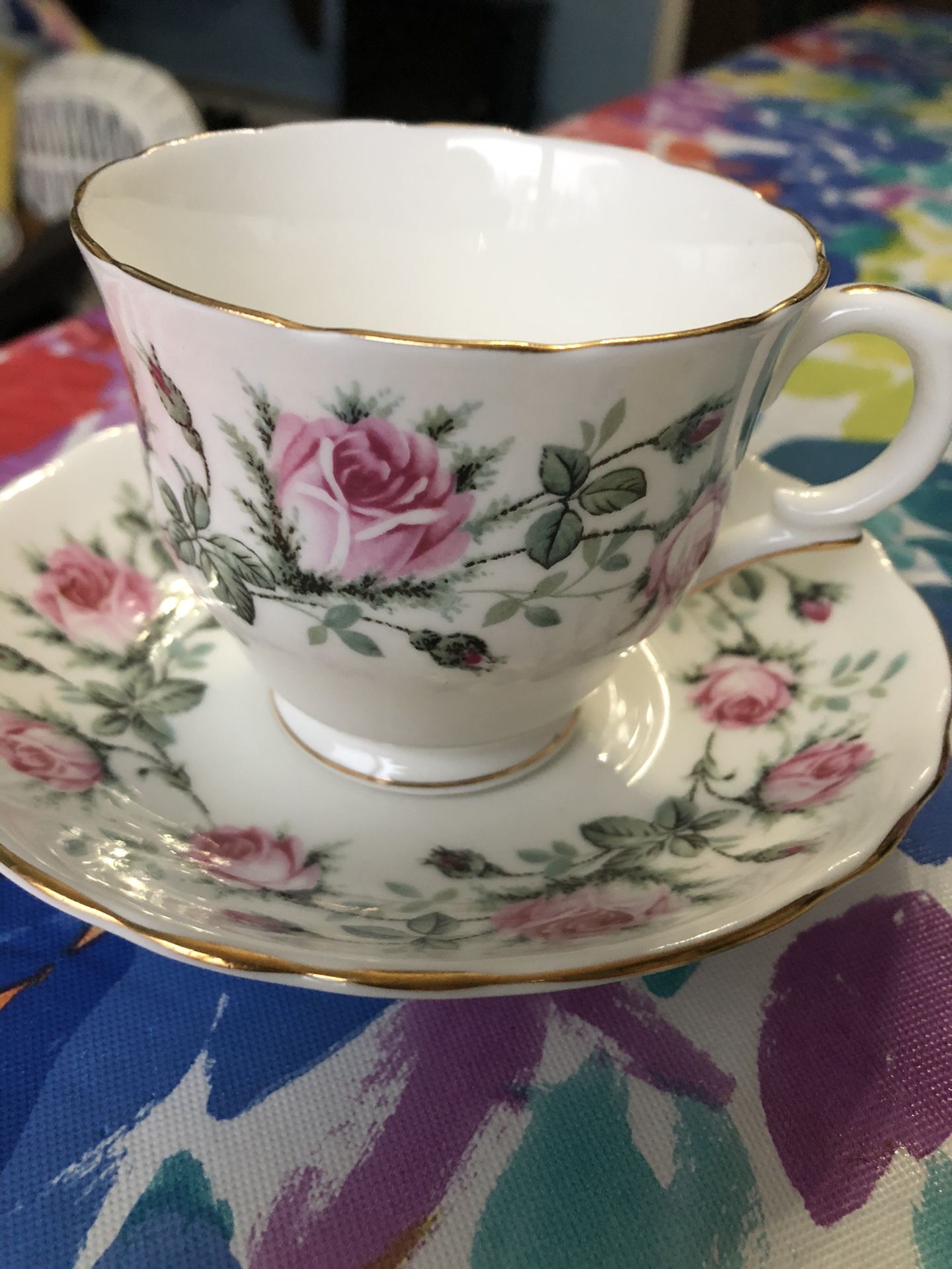 Majestic Choice Fine Bone China From Staffordshire England Vintage Cup And Saucier Great Condition