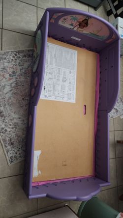 Disney princess toddler bed