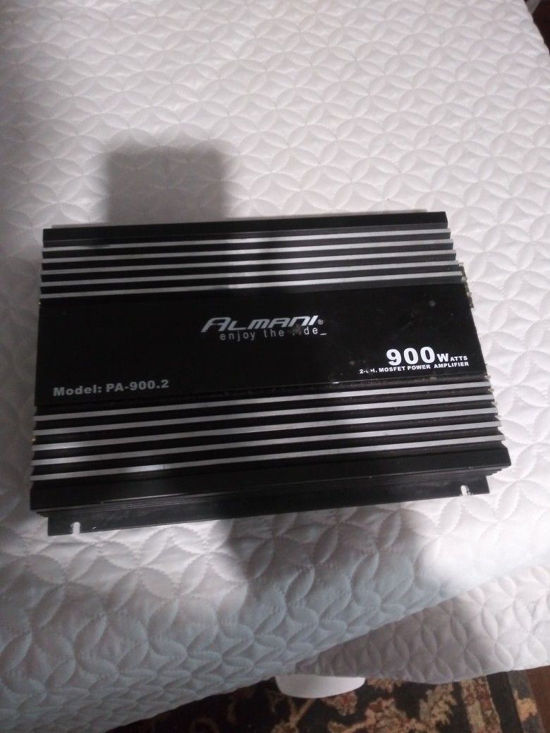 Almani Car. Amplifier. 900 Watts