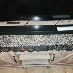 Samsung HW-B63M sound bar with wireless subwoofe