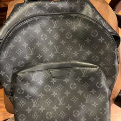 Louis Vuitton Discovery Monogram Backpack 