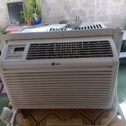 Small LG Ac 520 Watt 
