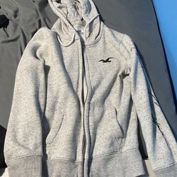 Sweaters/hoodies  ( xxs-s men ) $85