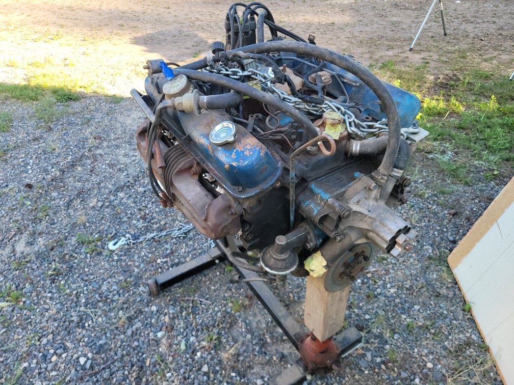 Mopar Dodge Plymouth 318 V8 Engine