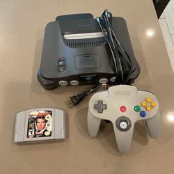 Goldeneye n64 console and game