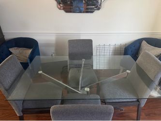 Dining in to your new dining room table