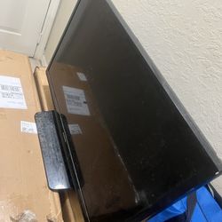 Samsung 28” Smart Tv