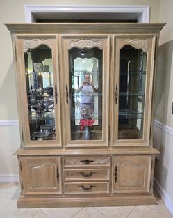 Light Wood China Cabinet Hutch