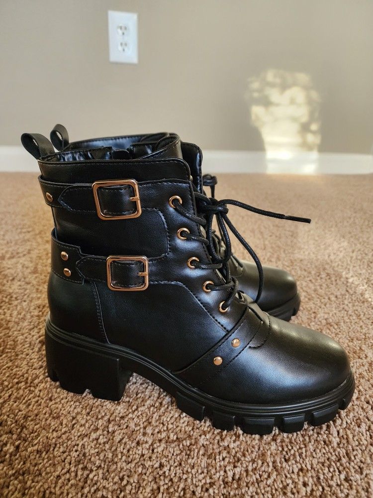 Shoedazzle Black Boots