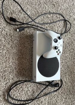 Xbox series S1TB with console and controller