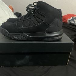 Jordan Aura Max