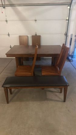 Dining table (extendable with leafs), chairs and bench