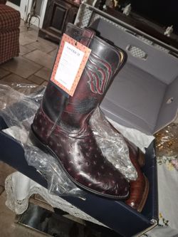 Lucchese Men's ostrich boot