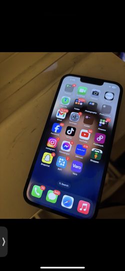 iPhone 13 Headphones