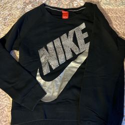 Nike Pullover