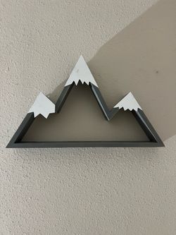 Kids Floating Shelf - Mountain Theme