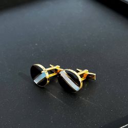 14k gold Black Onyx & Mother of Pearl Cufflinks 10 grams