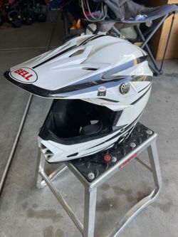 Bell Dirtbike Helmet