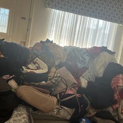 Women size clothes there in good condition everything must go