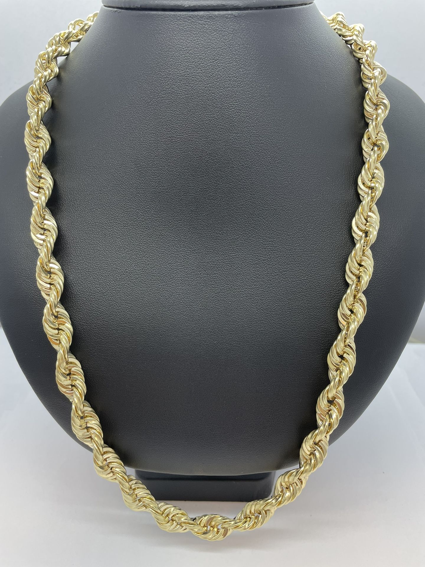 14 K Gold Rope Chain. New.