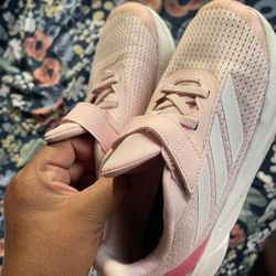 Adidas girls Size 3 Girls