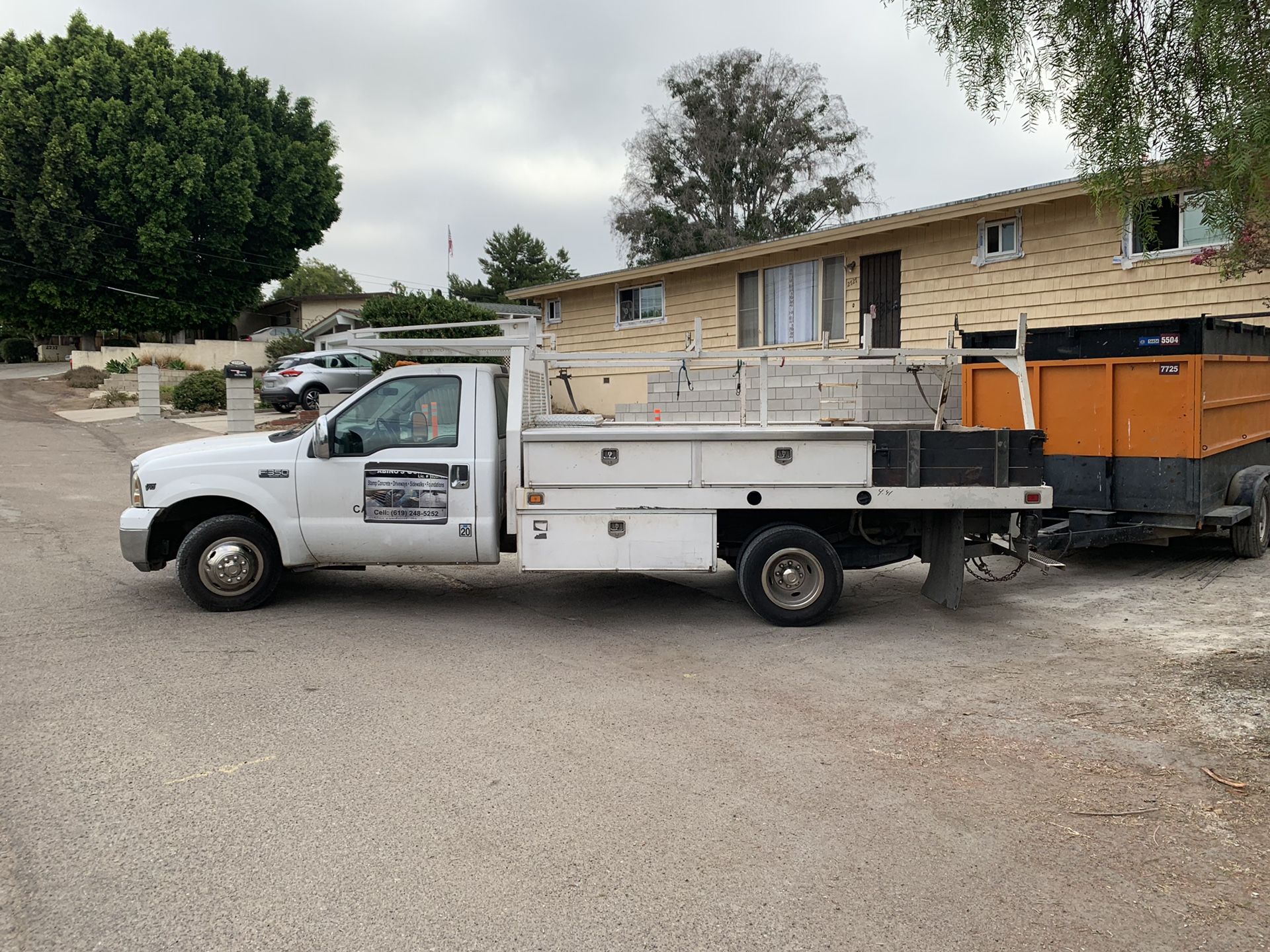 350 ford work truck flatbed with rack, toolboxes 250,000 works good