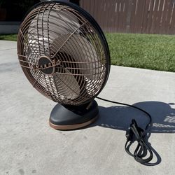 Vornado Air “silver swan” oscillating fan (Brand New)