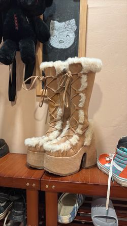 Demonias Camel 311 Women’s size 7