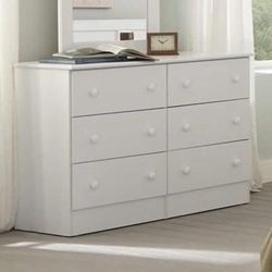 White nice dresser and mirror