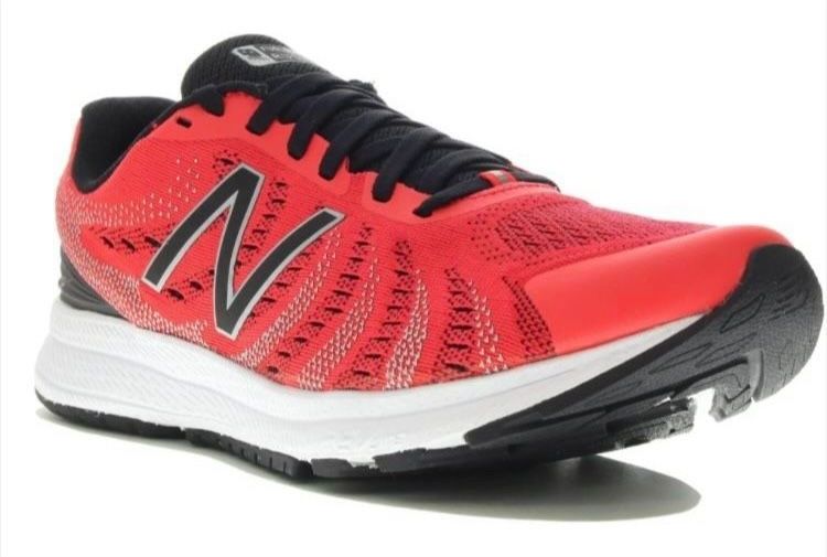 NEW BALANCE RUNNING SHOES