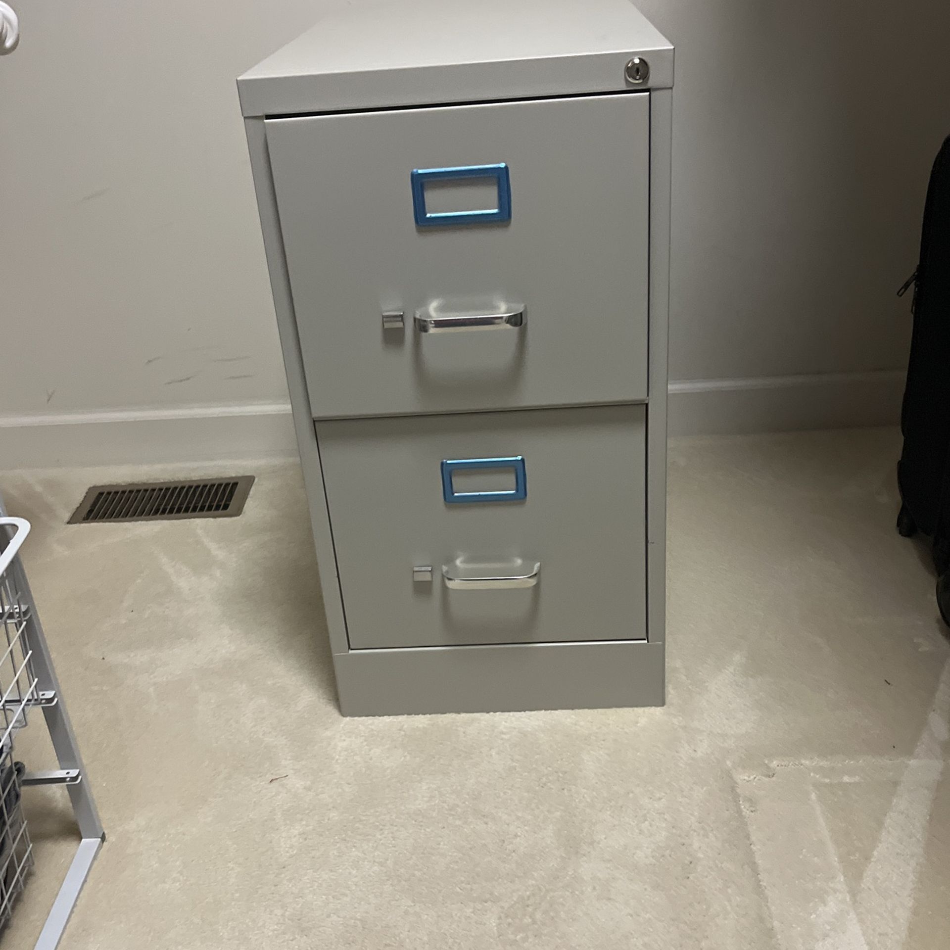 FIILING CABINET - Metal 2 Drawer