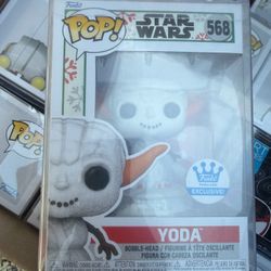 Funko Pop! Vinyl: Star Wars - Yoda - Funko Shop Exclusive #568 