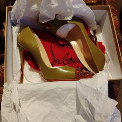 New Christian Louboutin 36 
