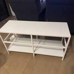 White Shelf 