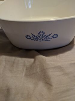 Corning Ware 21/2 Quart Blue Floral Dish