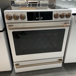 Ge Cafe 30 Electric Stove  Induction New Open Box 