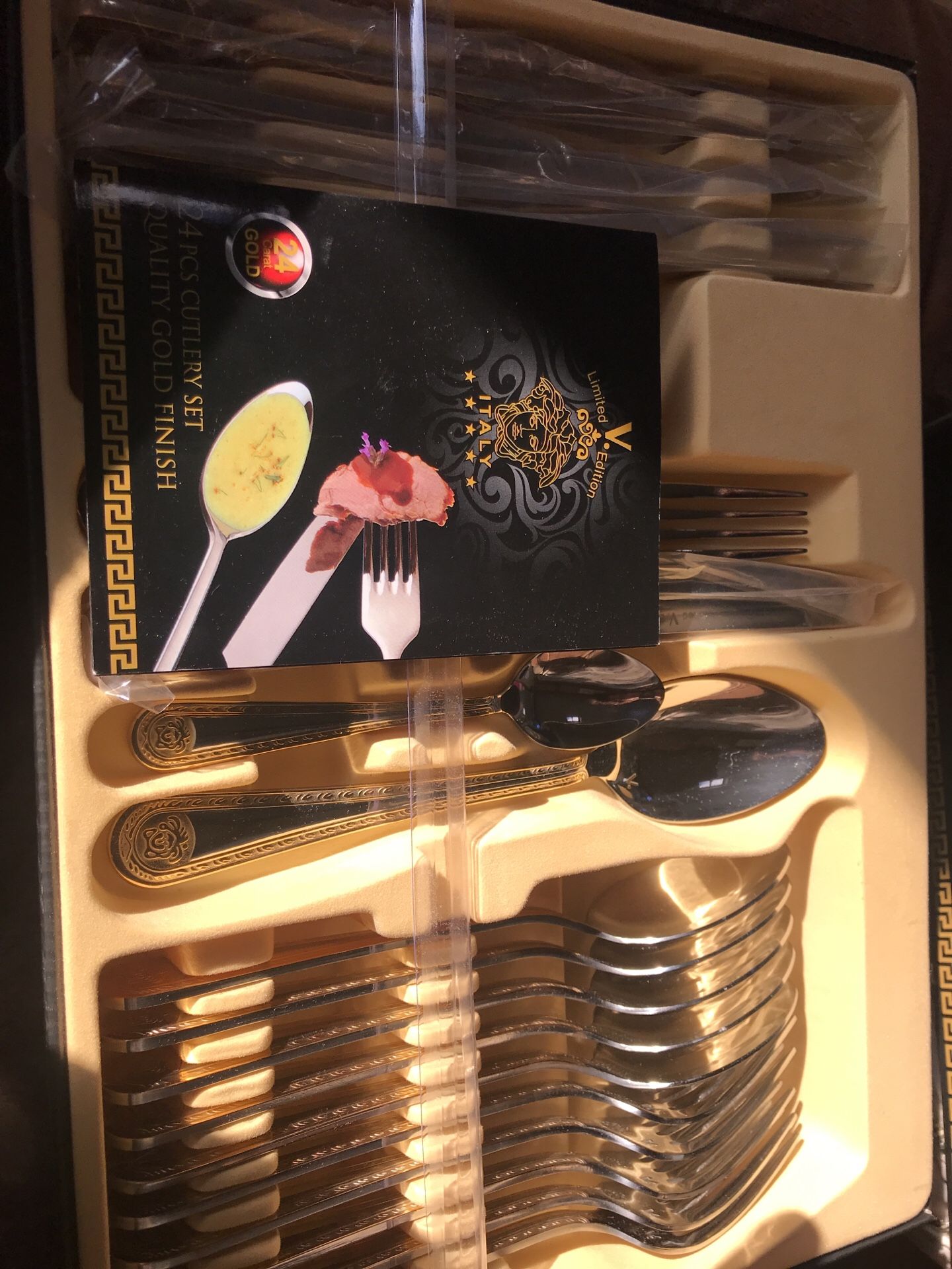 Limited v. Edition Italy cutlery set