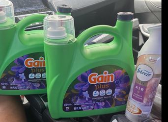 Gain Plus Moonlight Breeze Laundry Detergent 99 fl oz (2-Pack)