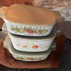 Bowl Set With Lids