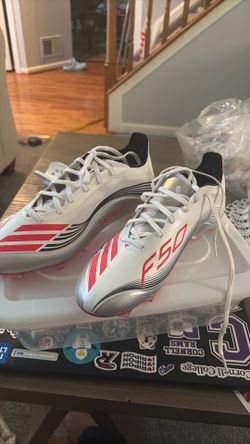 BRAND NEW - Adidas Messi F50 Pro - size 8.5