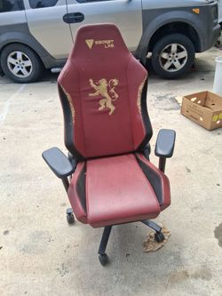 Secretlab Game of Thrones Lannister Gaming Chair