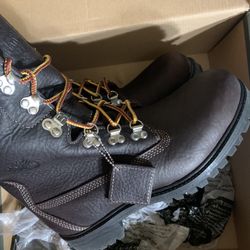 40 Below Timberlands Sz. 9