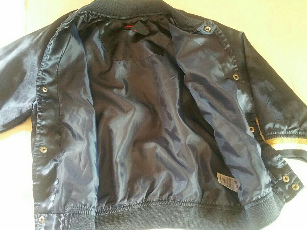 Throwback San Diego Padres Chalk-line Satin Jacket Kids 14/16 for Sale in  Chula Vista, CA - OfferUp