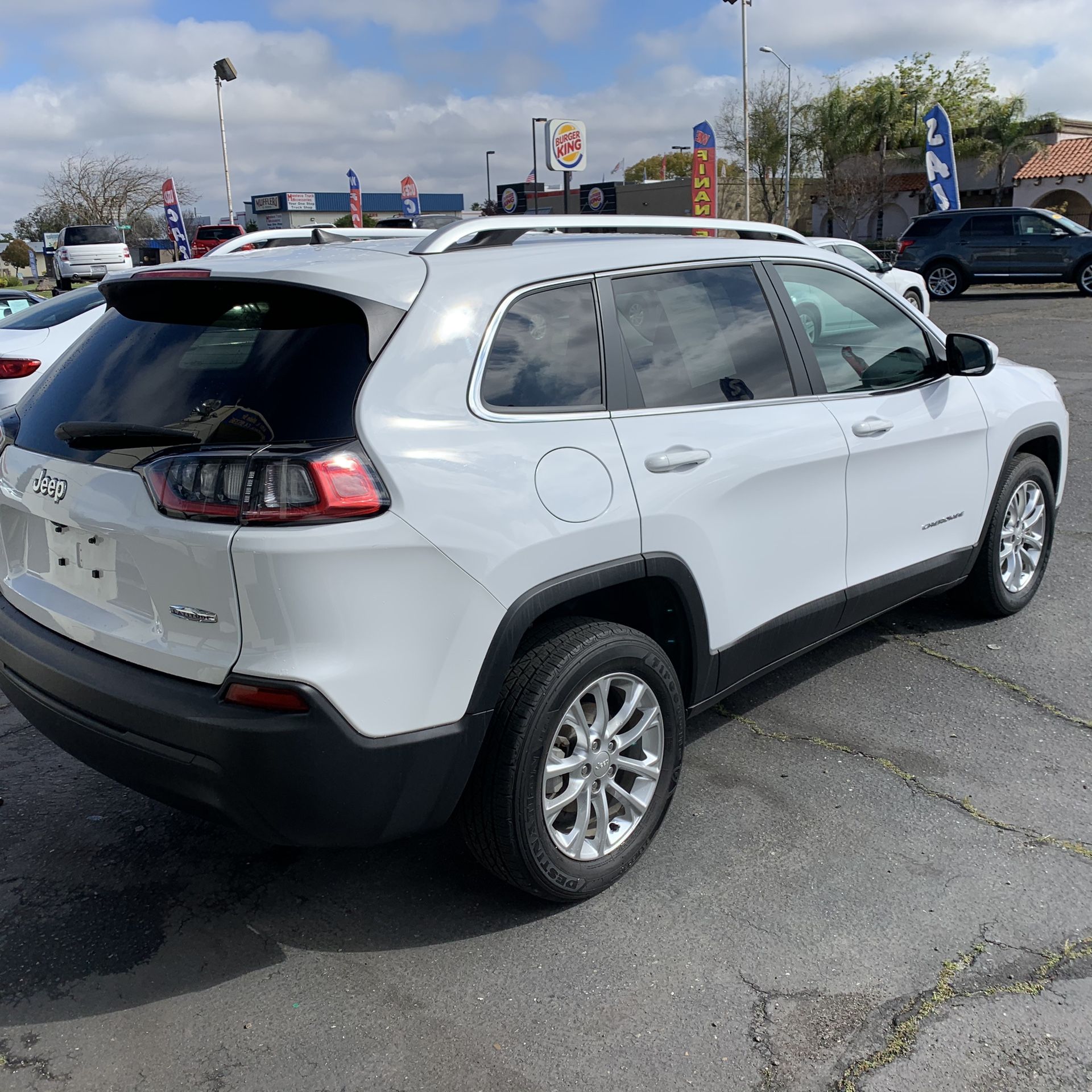 2019 Jeep Cherokee