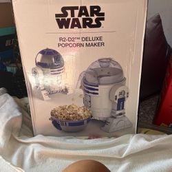 Star Wars R2-D2 Popcorn Maker By Disney . New