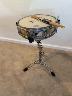 Remo 13” Touchmaster piccolo snare drum 2.5” deep good condition stand sticks key $125 cash 2401 N. Euclid Ave Upland 91784